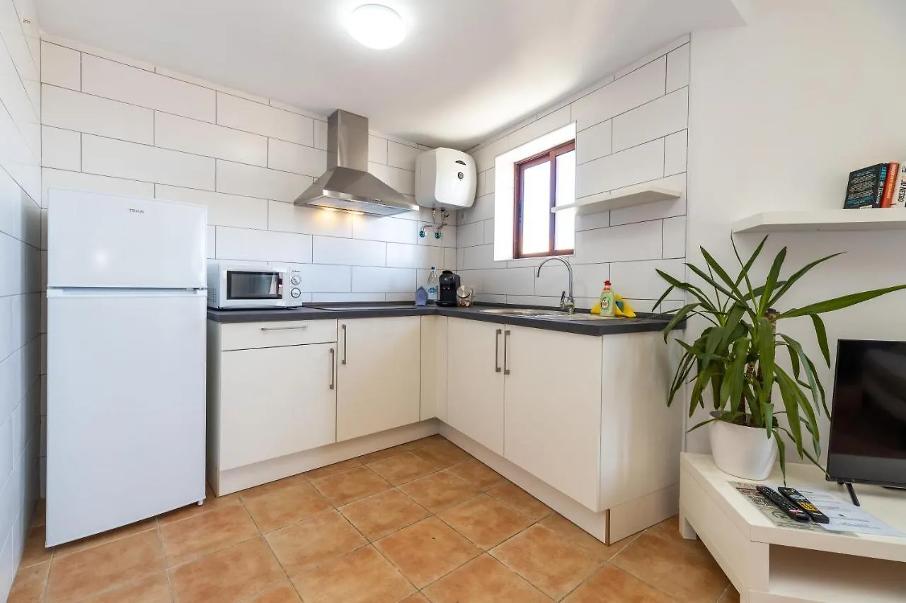 Ξενοδοχείο με διαμερίσματα Uptown Urban Apartments (Adults Only) Κοραλέχο