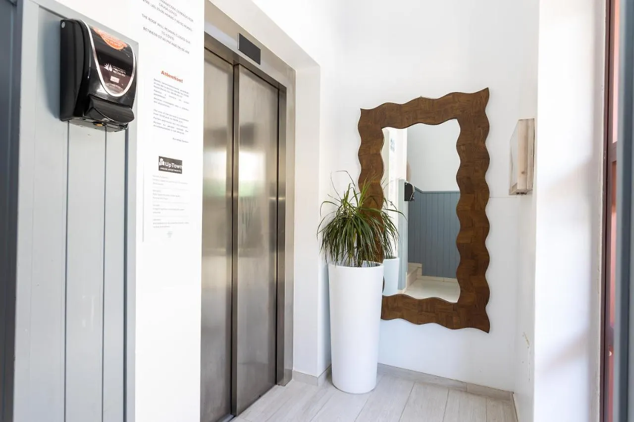 Uptown Urban Apartments (Adults Only) Κοραλέχο Ξενοδοχείο με διαμερίσματα